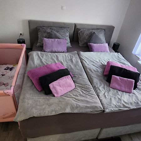 Oniks Apartment Lipik Bagian luar foto