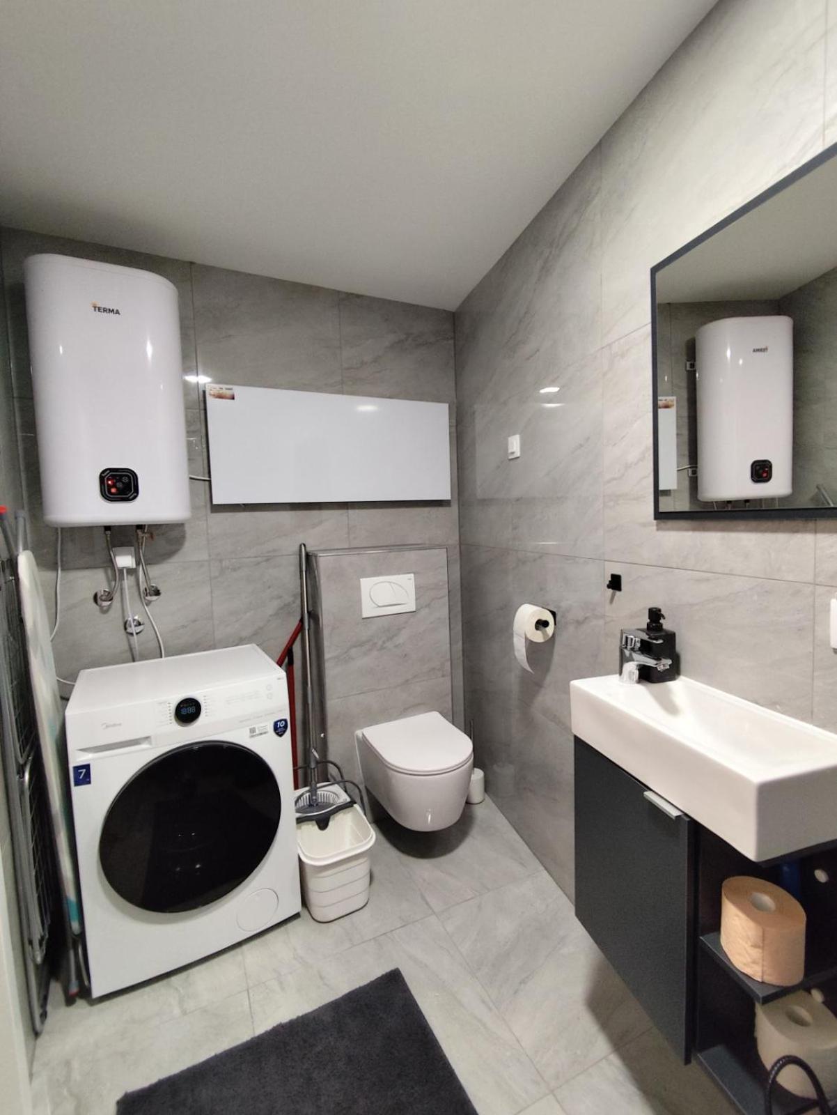 Oniks Apartment Lipik Bagian luar foto