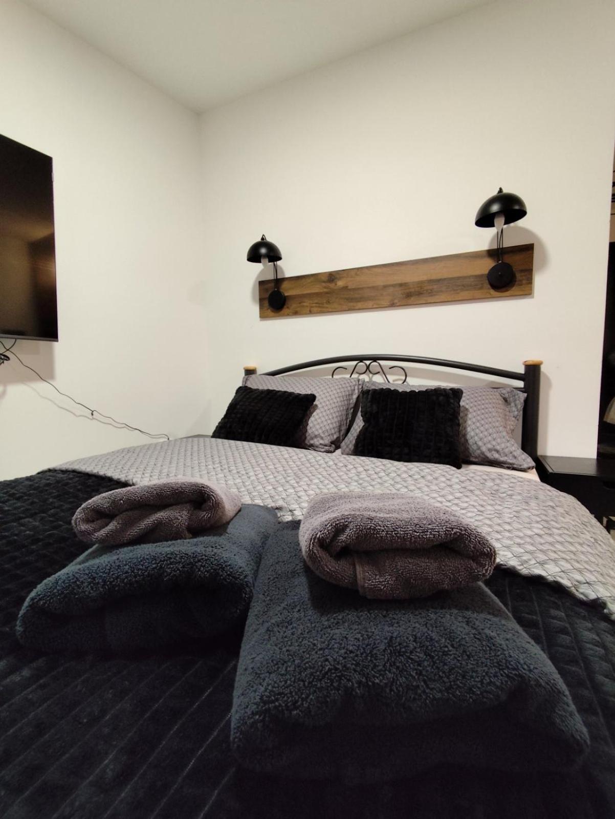 Oniks Apartment Lipik Bagian luar foto